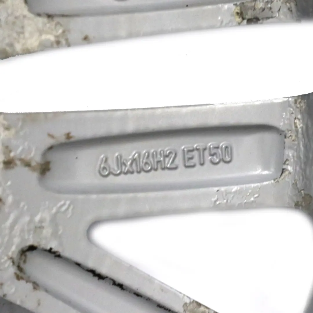 Argent Jante Alliage 16" 6J ET:50 pour VW Volkswagen Caddy à propos du numéro de pièce 2K5601025J VW Volkswagen Caddy Argent Jante Alliage 16" 6J ET:50 - SKU 2K5601025J-1 - Numéro de pièce 2K5601025J