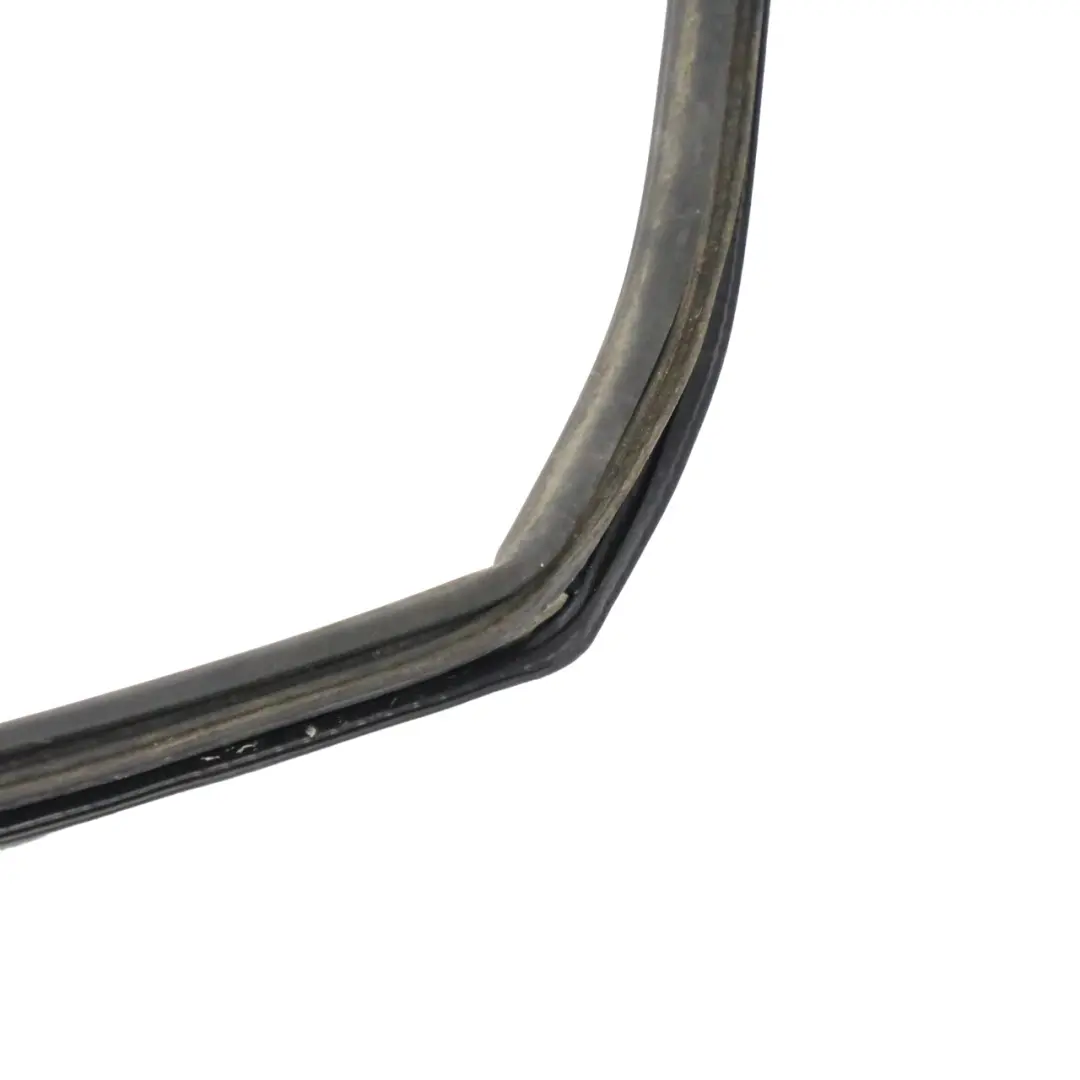 VW Volkswagen Caddy Maxi Sliding Door Seal Side Rubber Gasket - SKU 2K5843792E - Part number 2K5843792E