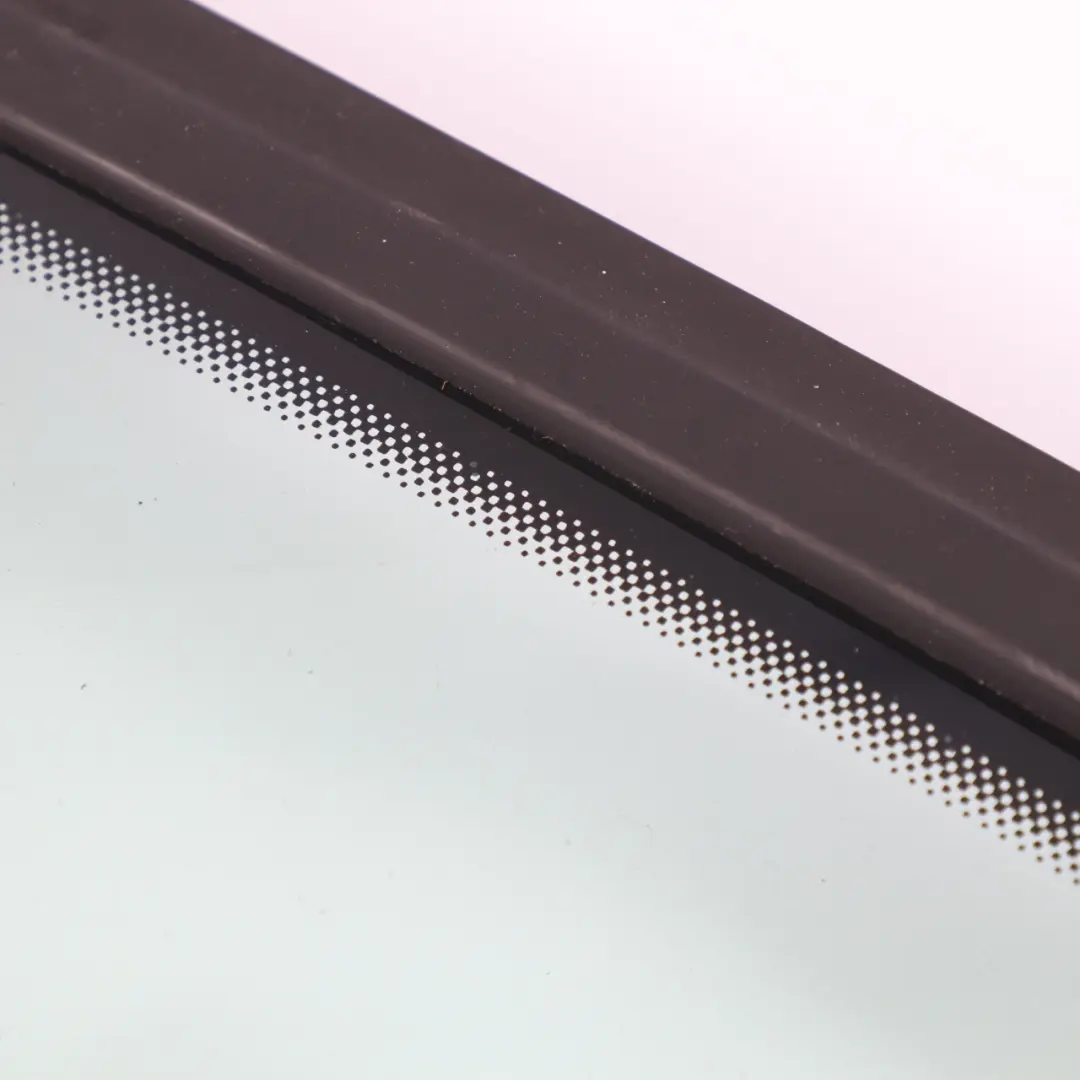 2K Viertel Fenster Vordertür Rechte Seite Glas Dreieck AS2 für Volkswagen Caddy mit Teilenummer 2K5845412 Volkswagen Caddy 2K Viertel Fenster Vordertür Rechte Seite Glas Dreieck AS2 - SKU 2K5845412 - Teilenummer 2K5845412