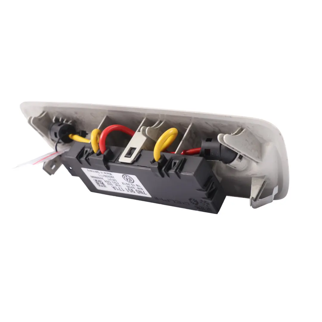 Alarm Czujniki Podsufitki do Volkswagen Caddy Maxi o numerze 2K5951172 Volkswagen Caddy Maxi Alarm Czujniki Podsufitki - SKU 2K5951172 - Numer Części 2K5951172