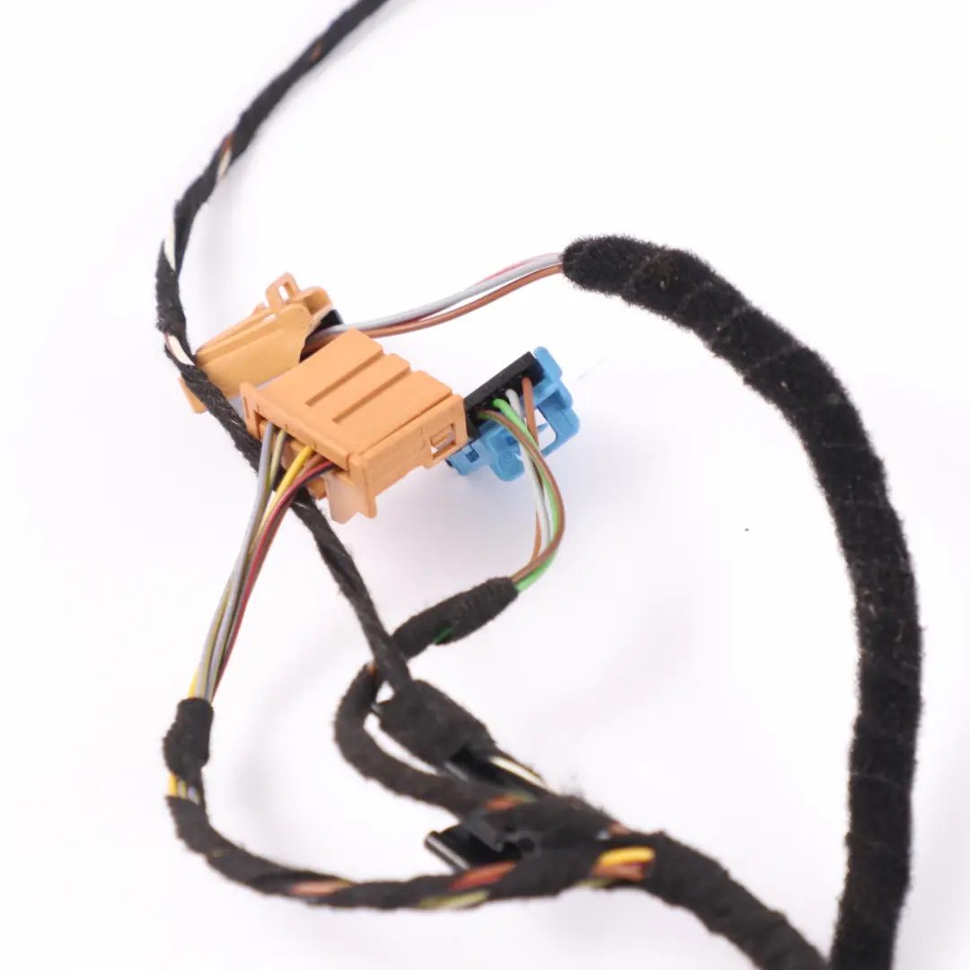 Front Door Right O/S Electrical Wiring Harness to Volkswagen Caddy Maxi with Part number 2K5971557 Volkswagen Caddy Maxi Front Door Right O/S Electrical Wiring Harness - SKU 2K5971557 - Part number 2K5971557