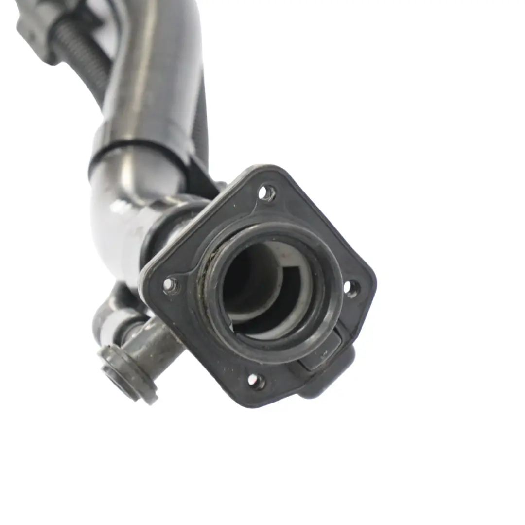 Hyundai H-1 D4CB Tanque Combustible Diesel Cuello Llenado Manguera - SKU 31030-4H000 - Número de pieza 31030