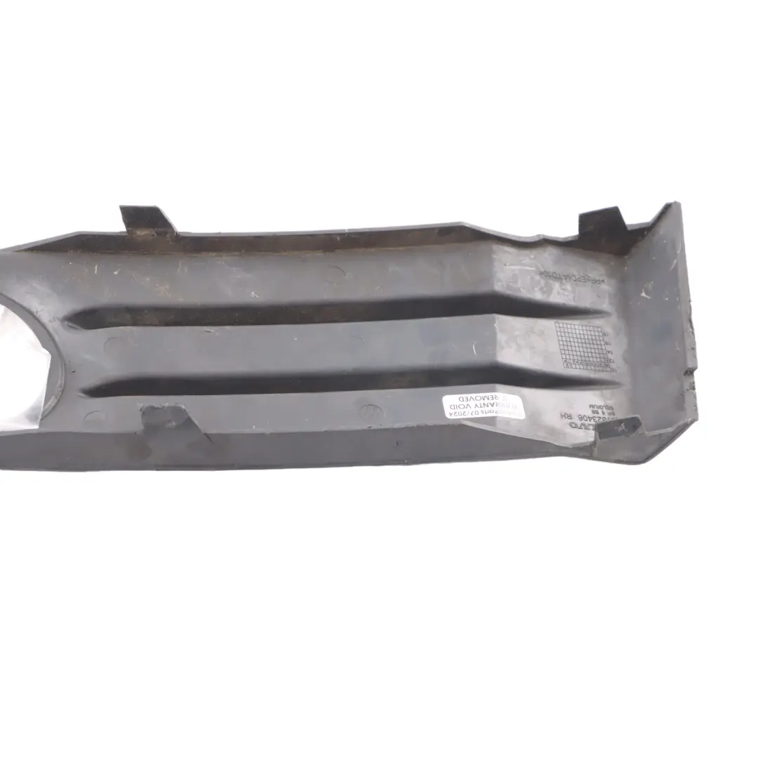 Front Bumper Grille Grid Lateral Cover Fog Light Right O/S to Volvo S40 with Part number 31323406 Volvo S40 Front Bumper Grille Grid Lateral Cover Fog Light Right O/S - SKU 31323406 - Part number 31323406