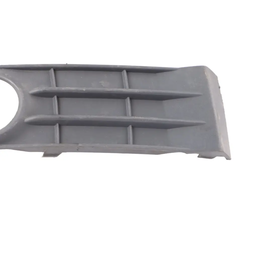 Front Bumper Grille Grid Lateral Cover Fog Light Right O/S to Volvo S40 with Part number 31323406 Volvo S40 Front Bumper Grille Grid Lateral Cover Fog Light Right O/S - SKU 31323406 - Part number 31323406