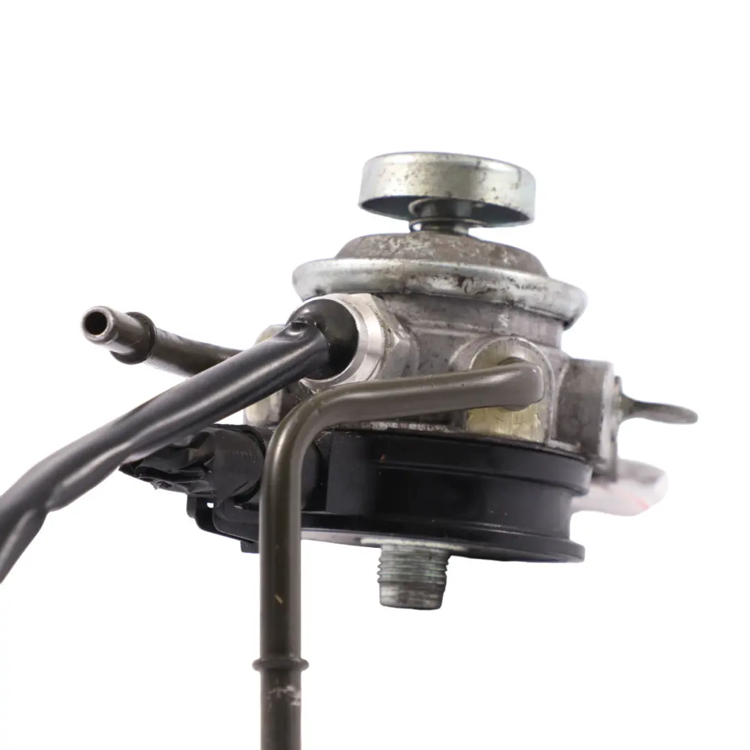 Hyundai H-1 2.5 D4CB Diesel Fuel Filter Housing Cap - SKU 31970-4H001 - Part number 31970-4H001
