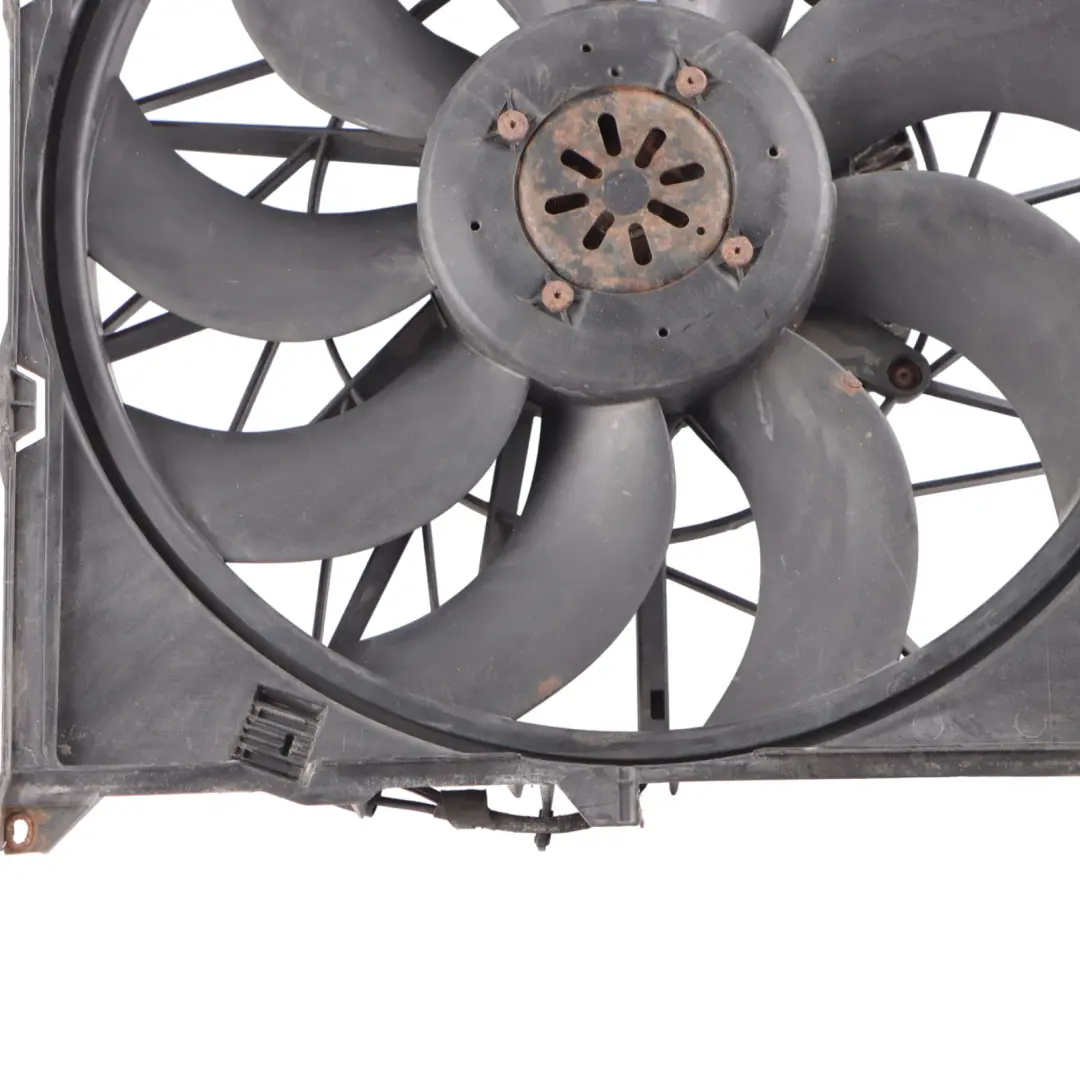 Lüfterzarge mit Lüfter 600W 6901861 für BMW X3 Series E83 mit Teilenummer 3400022 BMW X3 Series E83 Lüfterzarge mit Lüfter 600W 6901861 - SKU 3400022 - Teilenummer 3400022