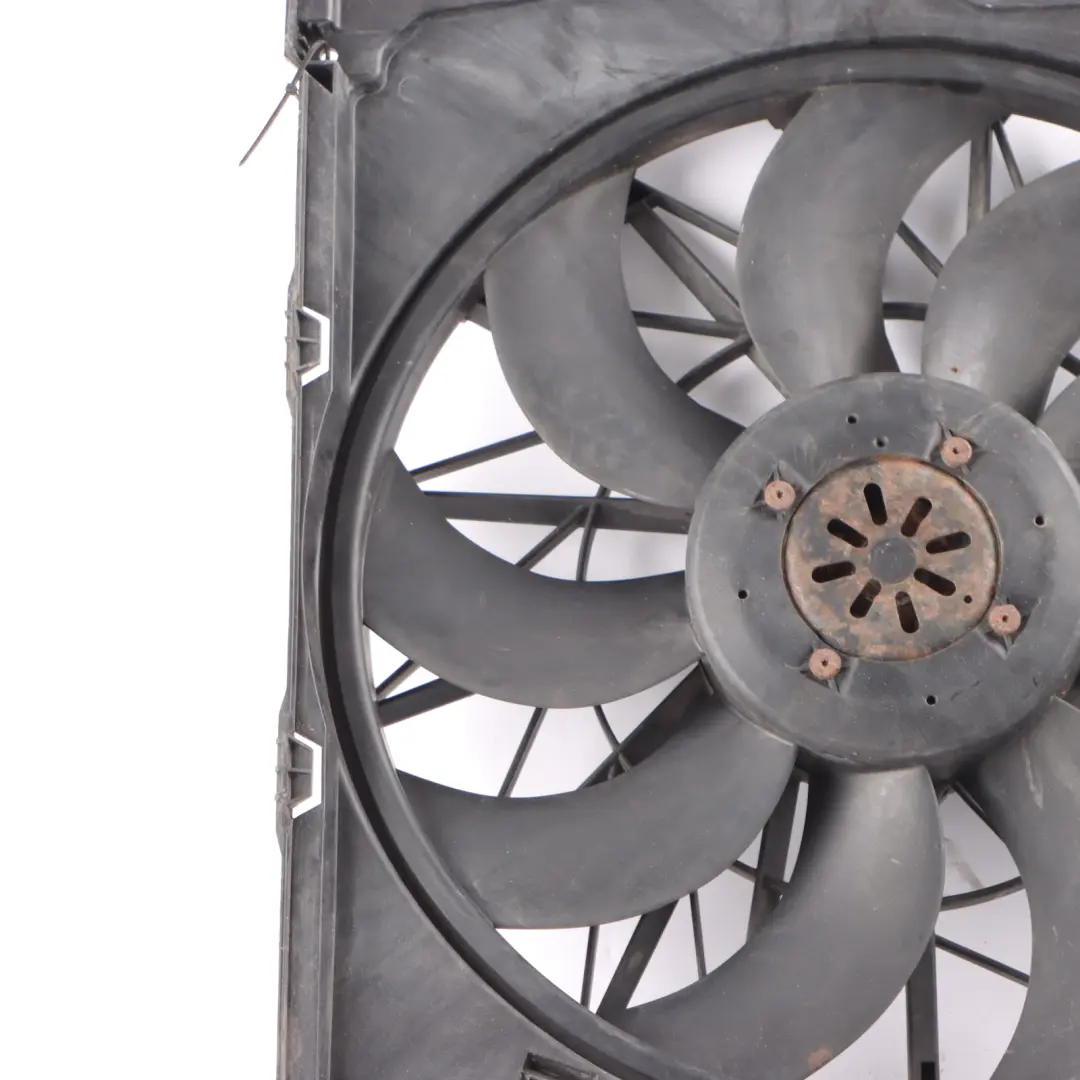 Lüfterzarge mit Lüfter 600W 6901861 für BMW X3 Series E83 mit Teilenummer 3400022 BMW X3 Series E83 Lüfterzarge mit Lüfter 600W 6901861 - SKU 3400022 - Teilenummer 3400022