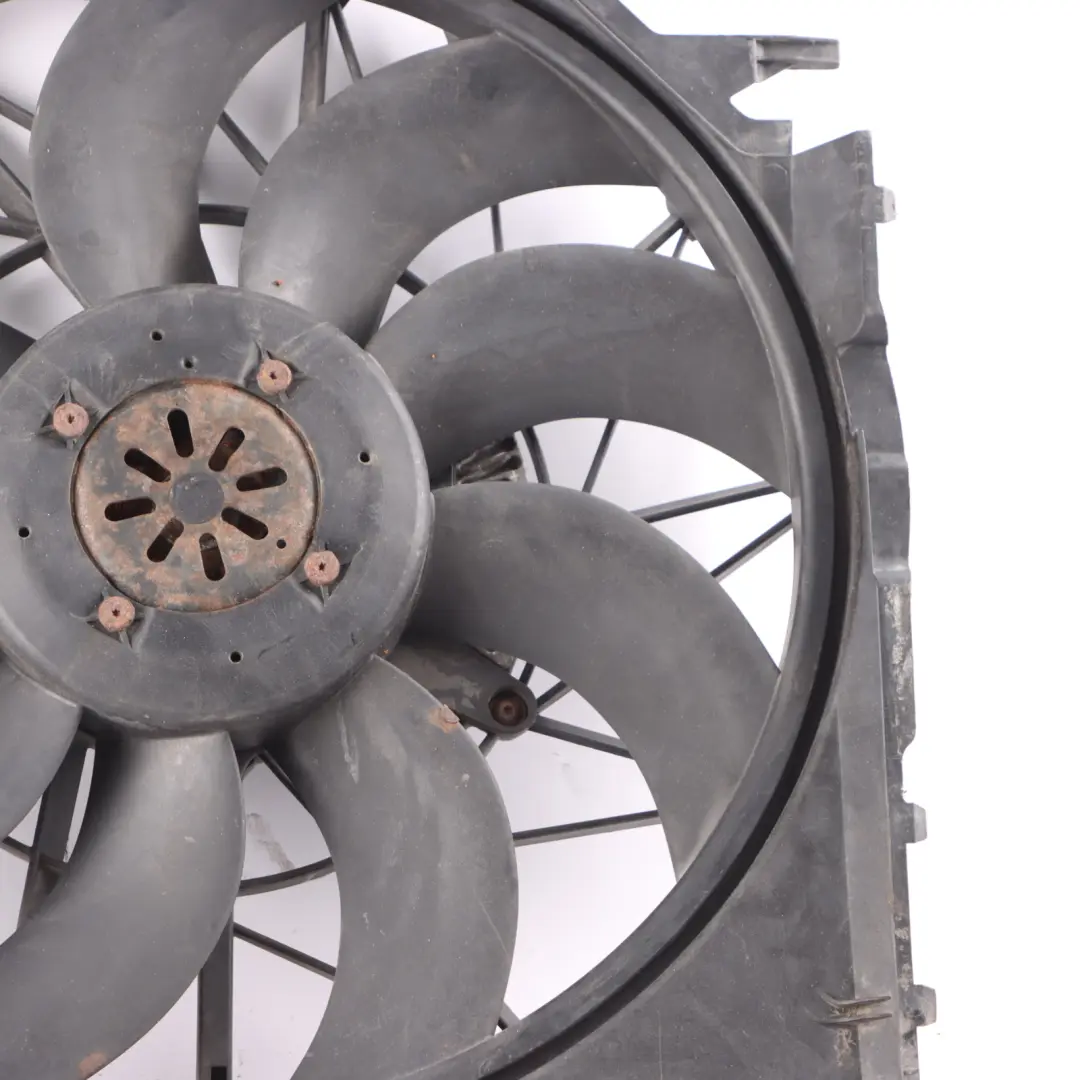 Fan Housing With Fan 600W 6901861 to BMW X3 Series E83 with Part number 3400022 BMW X3 Series E83 Fan Housing With Fan 600W 6901861 - SKU 3400022 - Part number 3400022