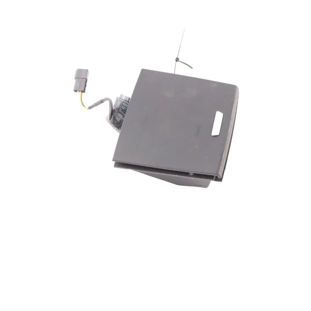 E83N LCI Enchufe Encendedor Tapa para BMW E83 con número de pieza 3428288 BMW E83 E83N LCI Enchufe Encendedor Tapa - SKU 3428293-2 - Número de pieza 3428288