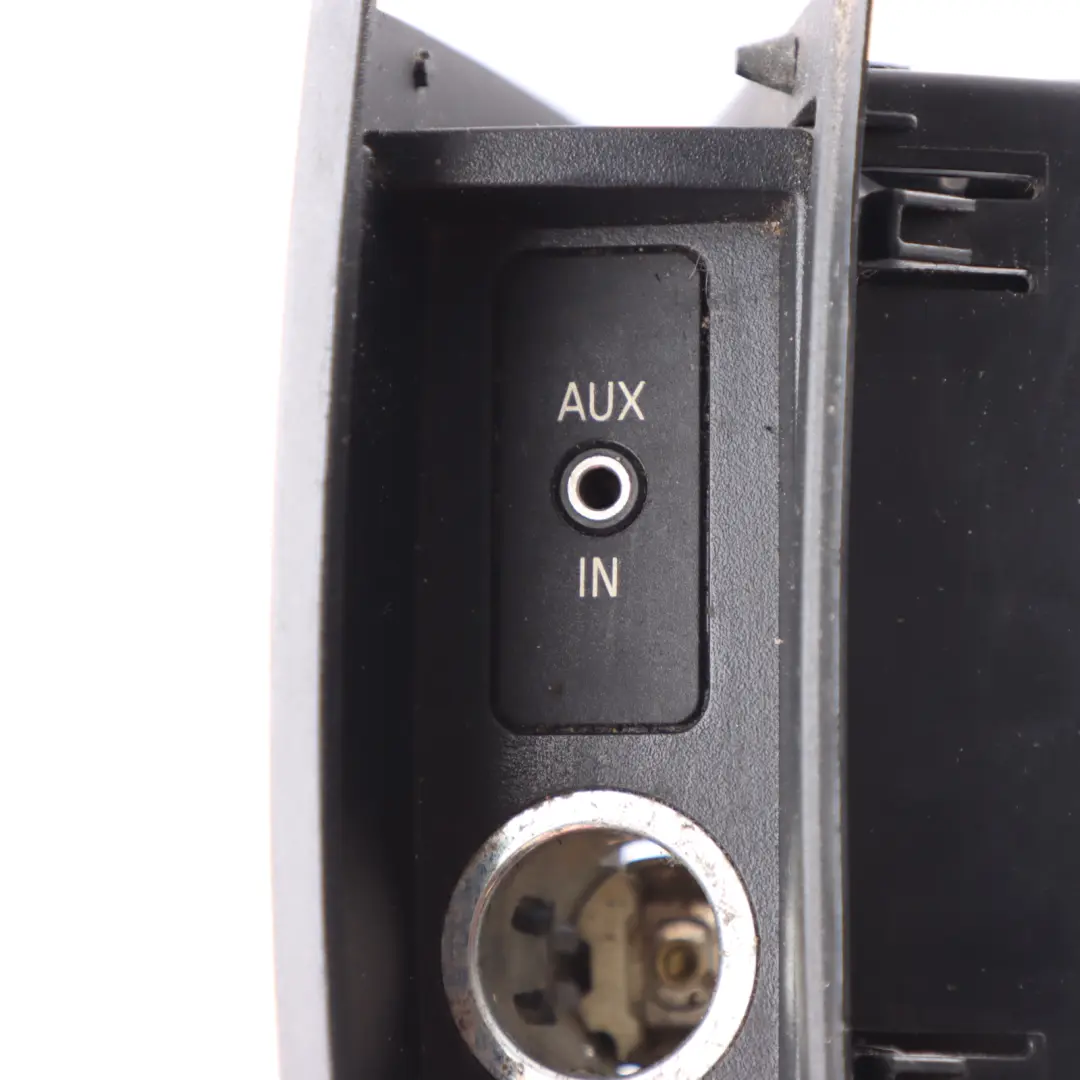 BMW X3 er E83 E83N LCI Blende Steckdose Schwarz - SKU 3428293-2 - Teilenummer 3428288