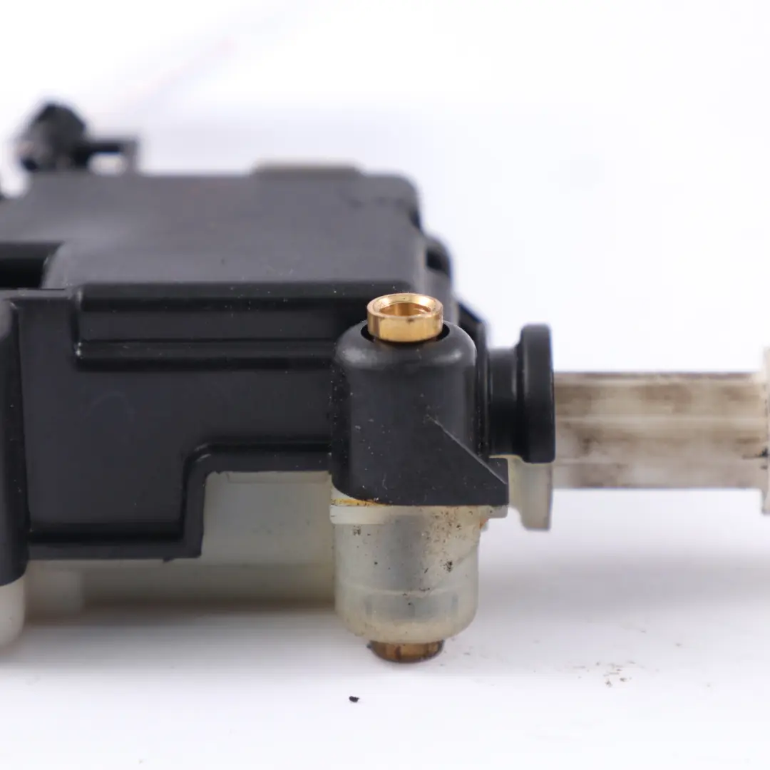 Tail Gate Rear Lock Solenoid Actuator Mechanism to Volkswagen Caddy Maxi with Part number 3B0959781D Volkswagen Caddy Maxi Tail Gate Rear Lock Solenoid Actuator Mechanism - SKU 3B0959781D - Part number 3B0959781D