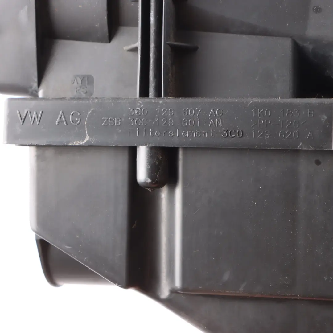 Filter Box VW Touran 1T Air Intake Silencer Housing Filter Box to Air with Part number 3C0129607AG Air Filter Box VW Touran 1T Air Intake Silencer Housing Filter Box - SKU 3C0129607AG - Part number 3C0129607AG