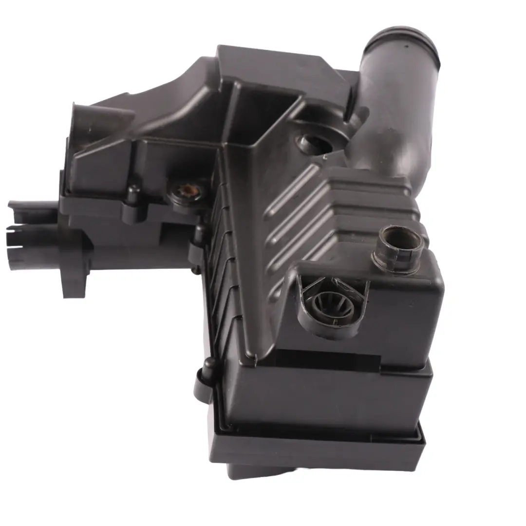 Boîtier filtre air pour Volkswagen Caddy Maxi Diesel 1.6 TDI à propos du numéro de pièce 3C0129607BD Volkswagen Caddy Maxi Diesel 1.6 TDI Boîtier filtre air - SKU 3C0129607BD - Numéro de pièce 3C0129607BD