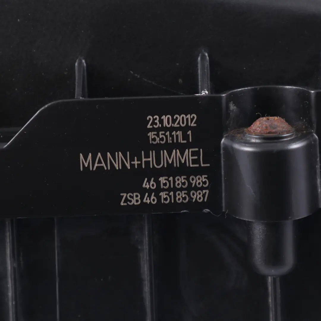 Filter Housing Trim Box to Volkswagen Caddy Maxi Diesel 1.6 TDI Air with Part number 3C0129607BD Volkswagen Caddy Maxi Diesel 1.6 TDI Air Filter Housing Trim Box - SKU 3C0129607BD - Part number 3C0129607BD