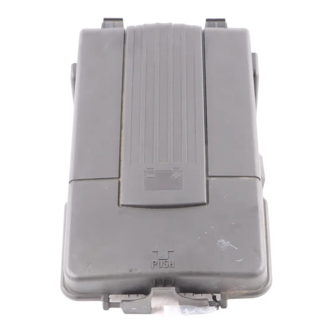 Caja Batería Cubierta Carcasa Embellecedor Soporte para Audi A3 8P con número de pieza 3C0915443A Audi A3 8P Caja Batería Cubierta Carcasa Embellecedor Soporte - SKU 3C0915443A - Número de pieza 3C0915443A