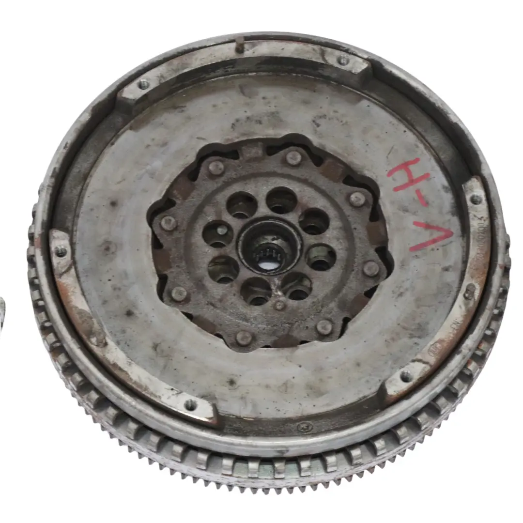  Embrayage Hyundai H-1 Starex Volant d'inertie Plaque d'embrayage - SKU 41200-49950 - Numéro de pièce 41200-49950