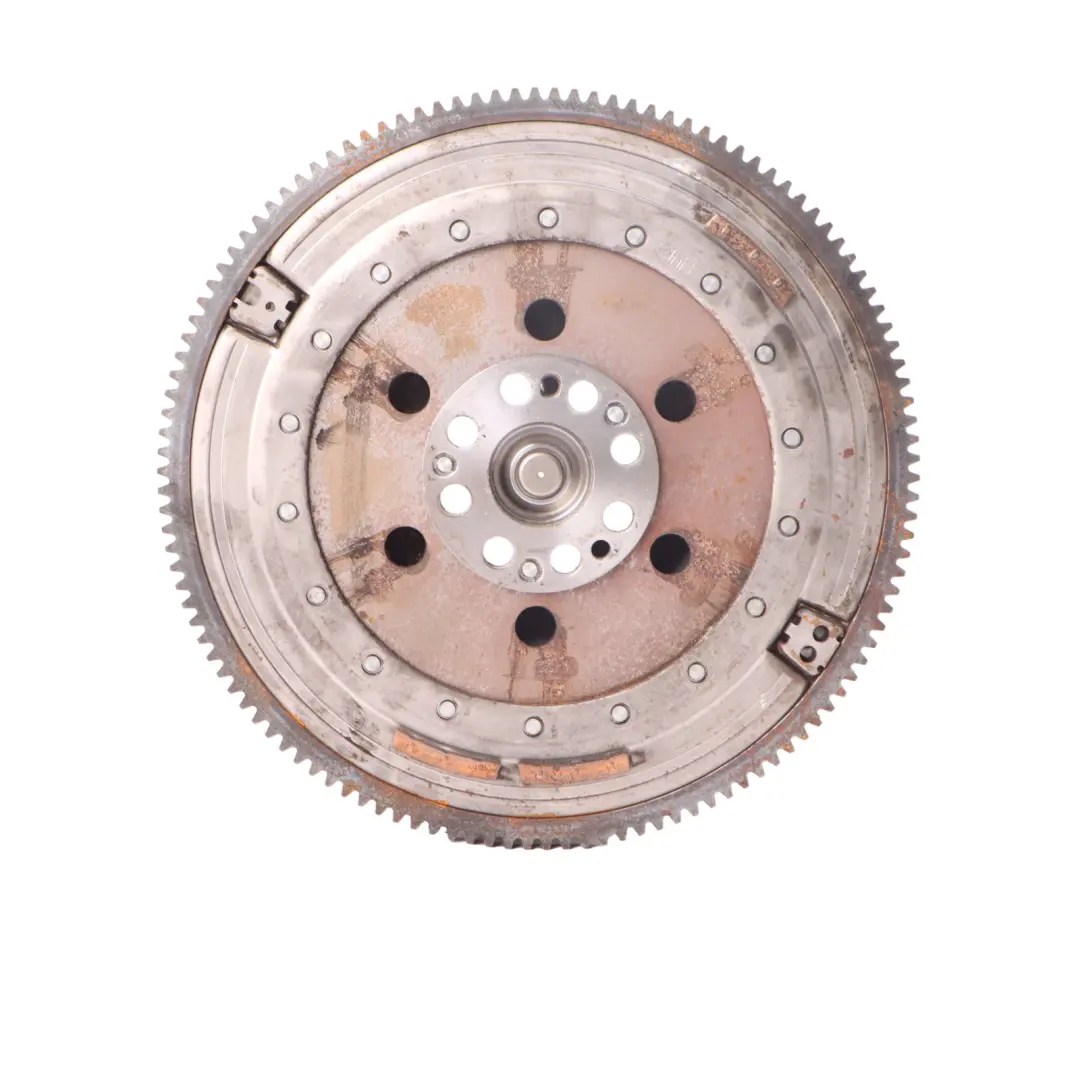 N47 Double volant d'inertie boîte automatique 4150552 pour BMW E87 LCI E90 120d 320d à propos du numéro de pièce 7637279 BMW E87 LCI E90 120d 320d N47 Double volant d'inertie boîte automatique 4150552 - SKU 7637279-2 - Numéro de pièce 7637279