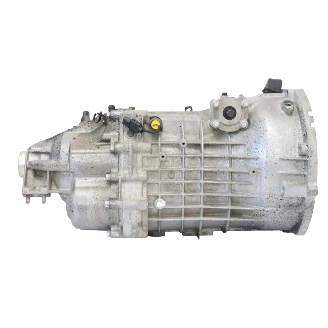 Schalt Getriebe 5 Gang GARANTIE für Hyundai H-1 I800 2.5 CRDi mit Teilenummer 4300049900 Hyundai H-1 I800 2.5 CRDi Schalt Getriebe 5 Gang GARANTIE - SKU 4300049900 - Teilenummer 4300049900