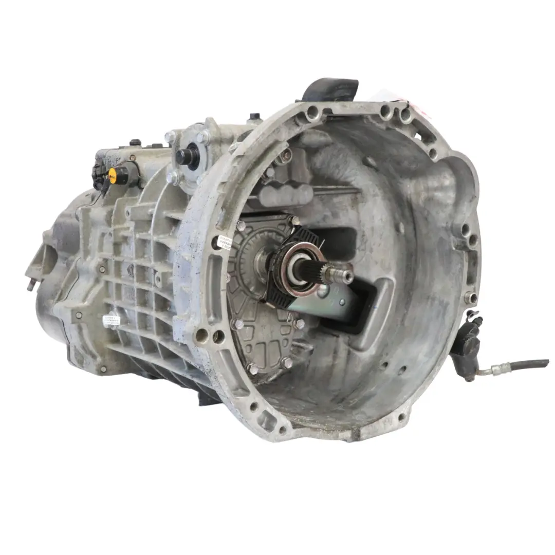 Gearbox 5 Speed WARRANTY to Hyundai H-1 I800 2.5 CRDi Manual with Part number 4300049900 Hyundai H-1 I800 2.5 CRDi Manual Gearbox 5 Speed WARRANTY - SKU 4300049900 - Part number 4300049900
