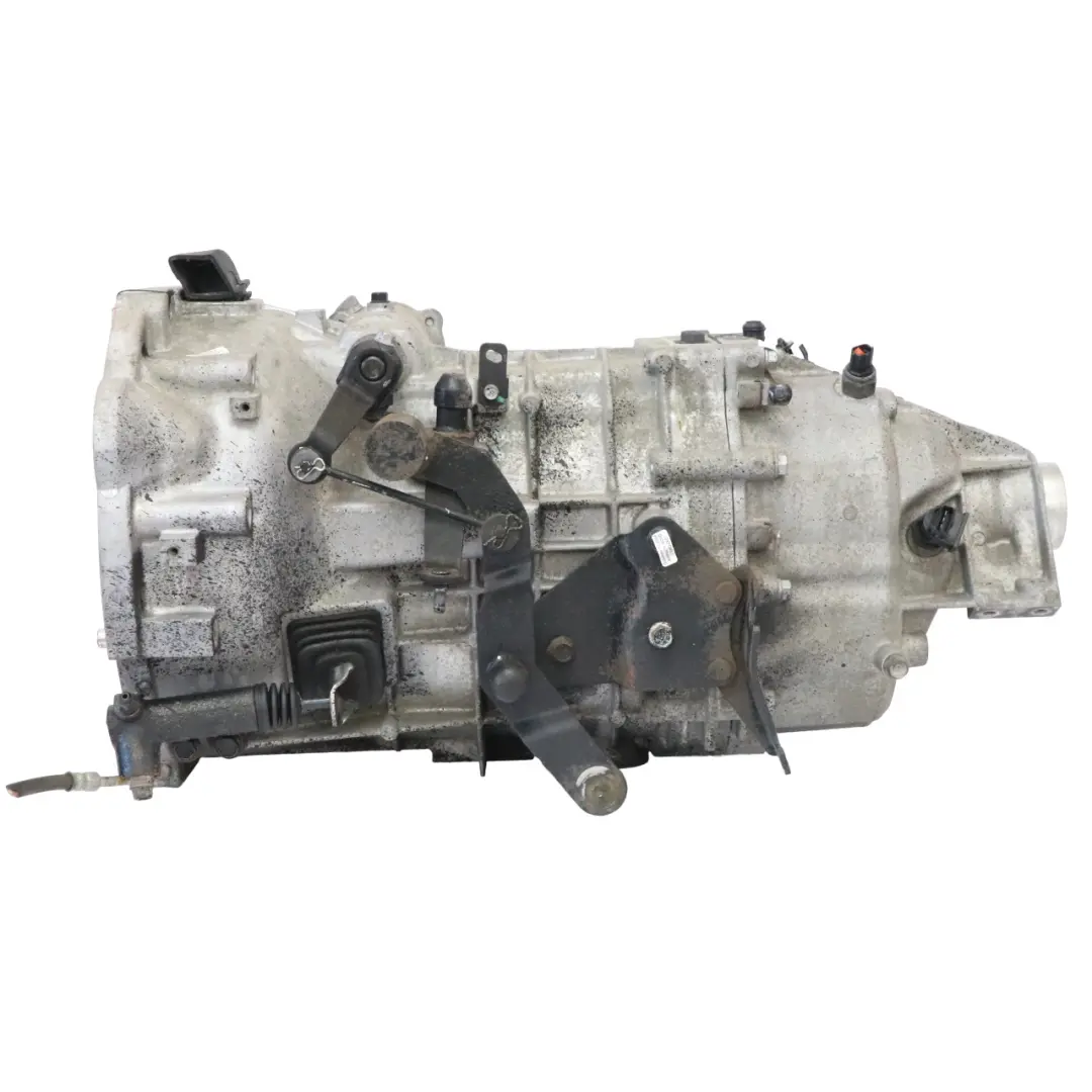 Schalt Getriebe 5 Gang GARANTIE für Hyundai H-1 I800 2.5 CRDi mit Teilenummer 4300049900 Hyundai H-1 I800 2.5 CRDi Schalt Getriebe 5 Gang GARANTIE - SKU 4300049900 - Teilenummer 4300049900
