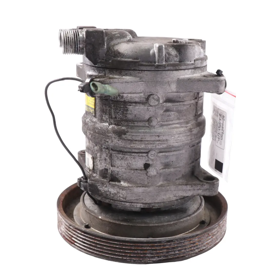 85CF Compressore aria condizionata A/C Pompa aria condizionata per DAF con numero di parte 488768 DAF 85CF Compressore aria condizionata A/C Pompa aria condizionata - SKU 488768 - Numero di parte 488768