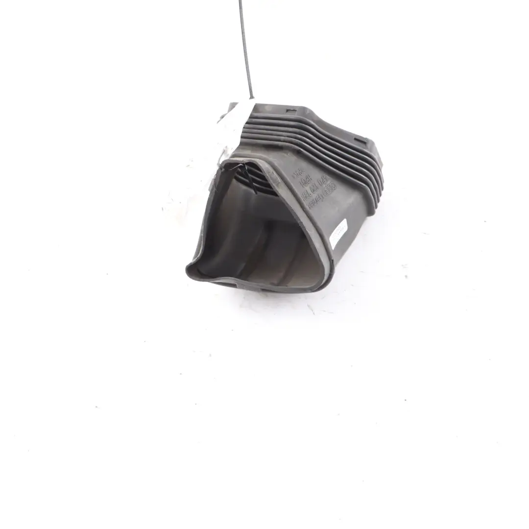 Przewód Wlot Dolot Rura Powietrza do Audi A6 C6 o numerze 4F0129739B Audi A6 C6 Przewód Wlot Dolot Rura Powietrza - SKU 4F0129739B - Numer Części 4F0129739B