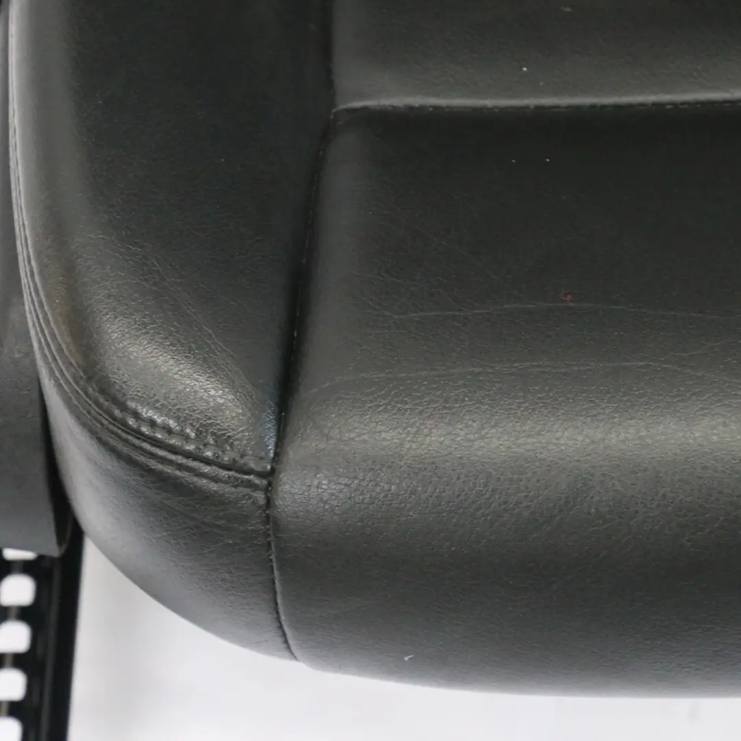 Sedile Anteriore Destro Interno Sedile Pelle Nero per Audi A6 C6 con numero di parte 4F0881806BA Audi A6 C6 Sedile Anteriore Destro Interno Sedile Pelle Nero - SKU 4F0881806BA-1 - Numero di parte 4F0881806BA