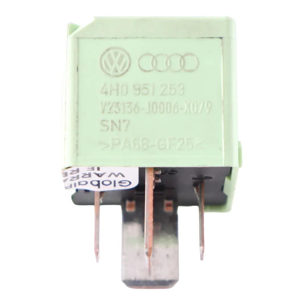 Przekaźnik 4 Piny Zielony do Audi A3 8P o numerze 4H0951253 Audi A3 8P Przekaźnik 4 Piny Zielony - SKU 4H0951253 - Numer Części 4H0951253
