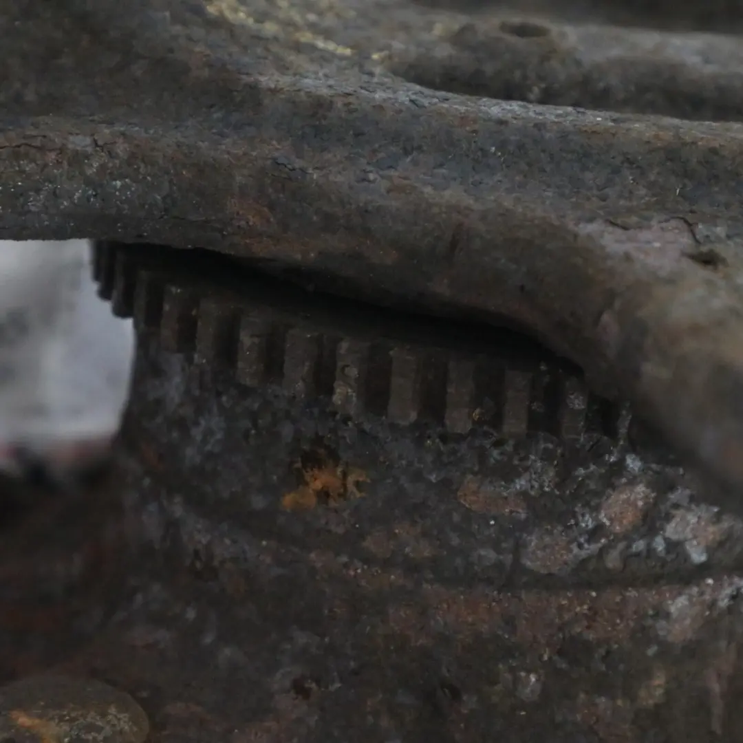 Zwrotnica Przednia Prawa do Hyundai H1 Kia Picanto 2 o numerze 51716-4H200 Hyundai H1 Kia Picanto 2 Zwrotnica Przednia Prawa - SKU 51716-4H200 - Numer Części 51716-4H200