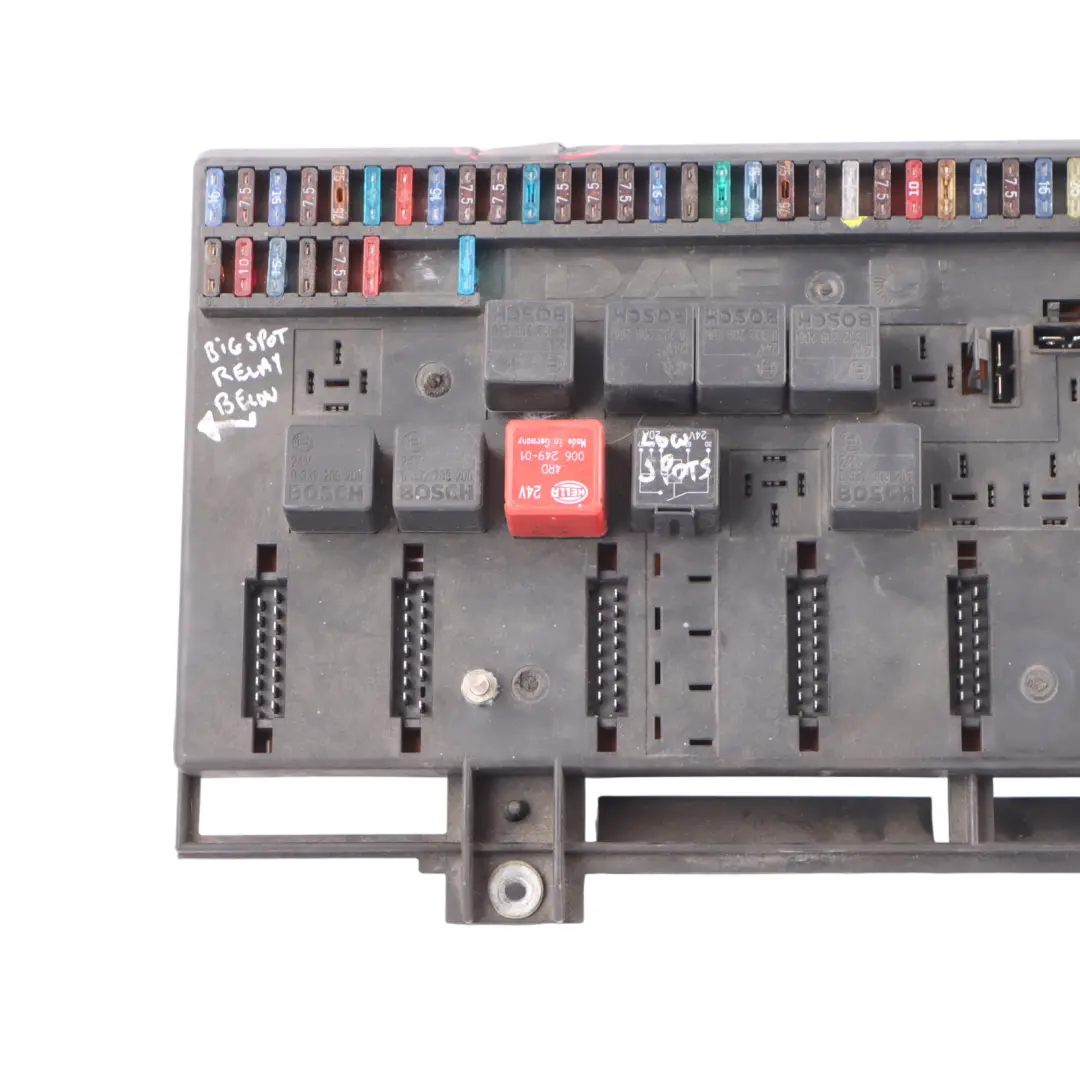 85CF Fuse Box Module Electrical Relay Control Unit to DAF with Part number 518171004 DAF 85CF Fuse Box Module Electrical Relay Control Unit - SKU 518171004 - Part number 518171004