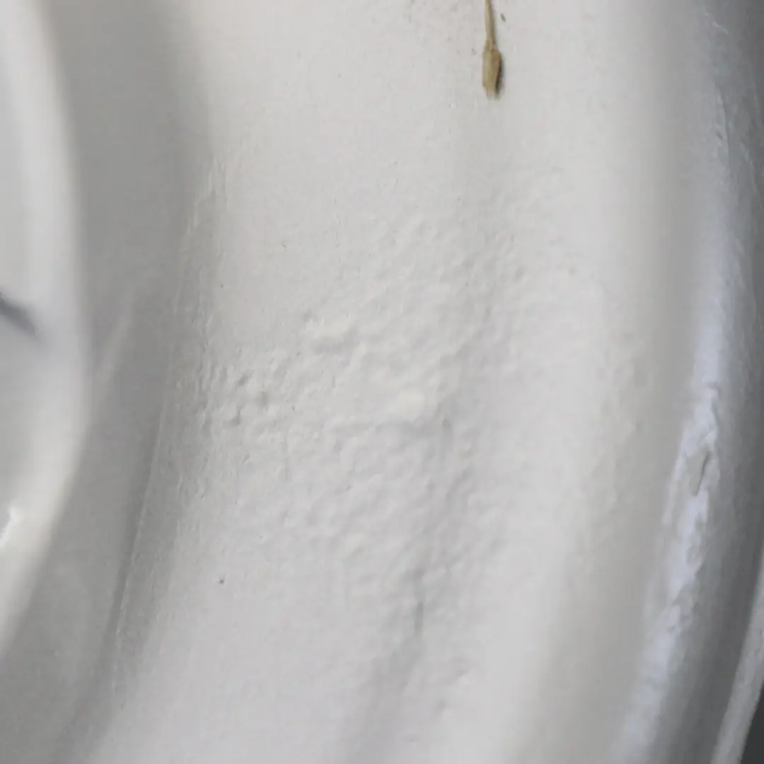 Hyundai H-1 Llanta de acero plateada 16" 6,5J ET:56 H - SKU 529104H000HM-1 - Número de pieza 529104H000HM