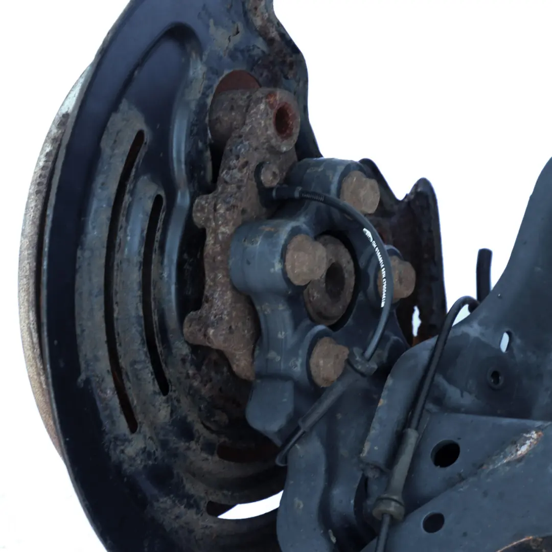 Renault Trafic 3 Rear Axle Suspension Wheel Carrier Support - SKU 555116056R - Part number 555116056R