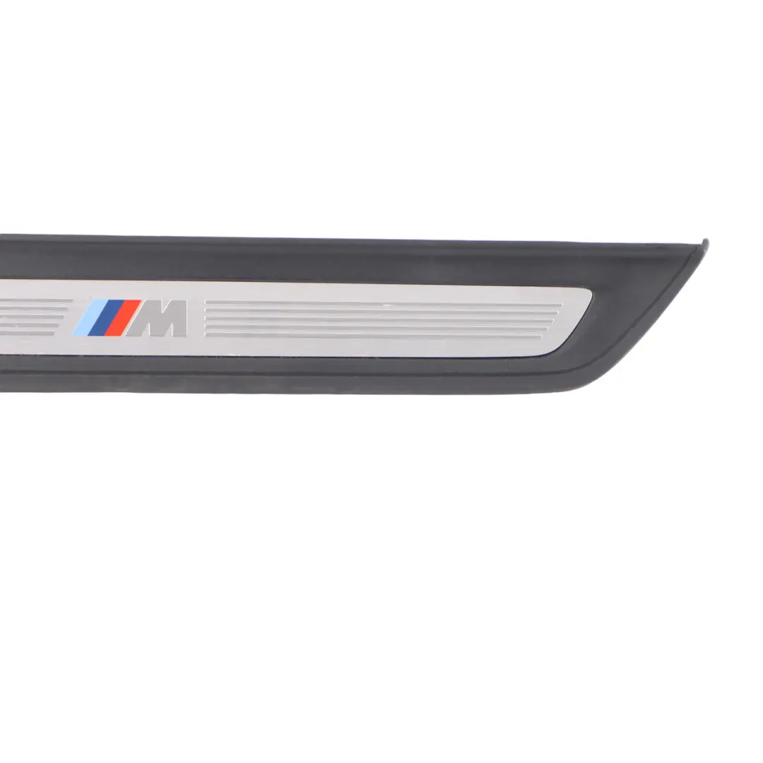 Tapa Puerta Entrada Sill Strip Delantero Izquierdo Trim para BMW G30 M Sport con número de pieza 5A0DB65 BMW G30 M Sport Tapa Puerta Entrada Sill Strip Delantero Izquierdo Trim - SKU 5A0DB65 - Número de pieza 5A0DB65