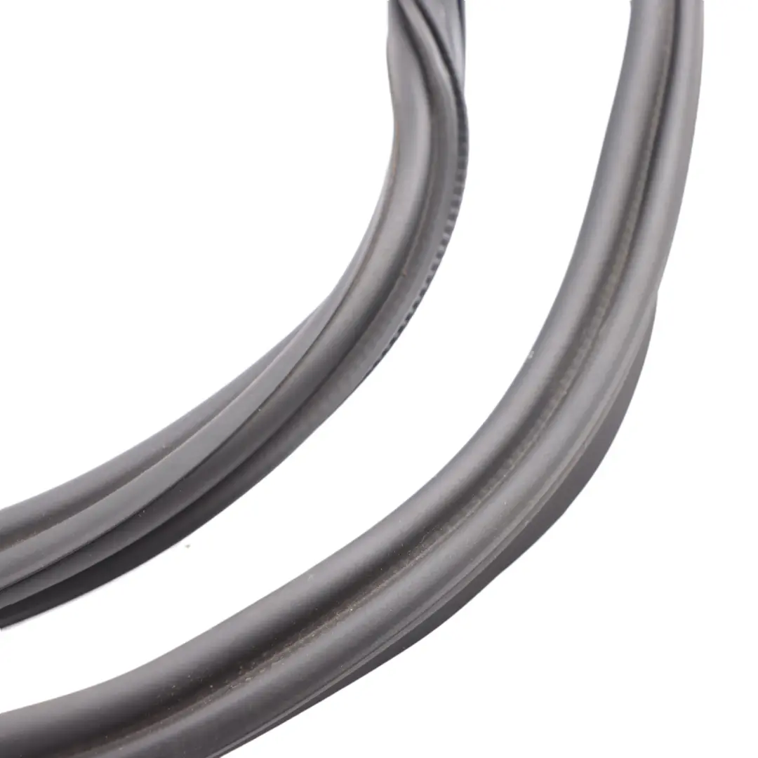 Trunk Lid Seal Edge Protection Rubber Gasket to BMW i4 G26 Rear Tailgate with Part number 5A35907 BMW i4 G26 Rear Tailgate Trunk Lid Seal Edge Protection Rubber Gasket - SKU 5A35907 - Part number 5A35907