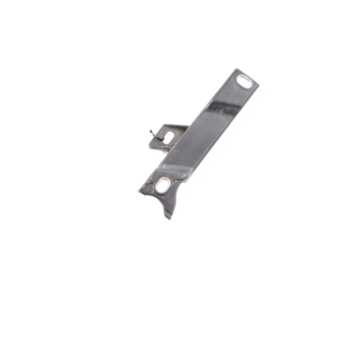 Mount Trim BMW i4 G26 i3 G28 i5 G60 Charge Socket Cover Bracket to with Part number 5A662A5 Mount Trim BMW i4 G26 i3 G28 i5 G60 Charge Socket Cover Bracket - SKU 5A662A5 - Part number 5A662A5