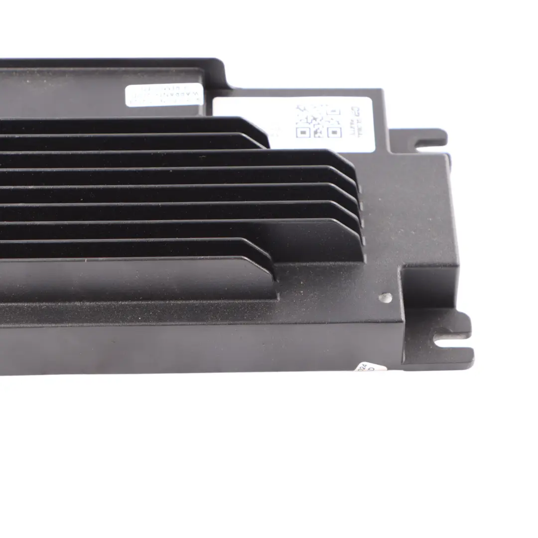 Antenna Amplifier Aerial Diversity Booster Control Unit to BMW I4 G26 with Part number 5A83C47 BMW I4 G26 Antenna Amplifier Aerial Diversity Booster Control Unit - SKU 5A83C47 - Part number 5A83C47