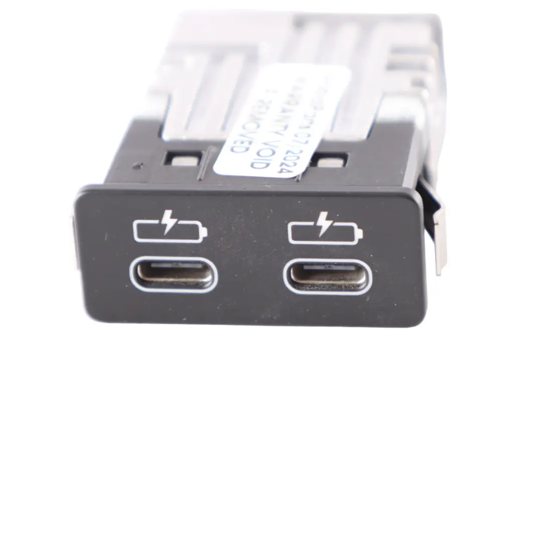 Ladebuchse BMW G26 F40 hintere Mittelkonsole Dual USB C Ladeanschluss 5A841610  - SKU 5A84160 - Teilenummer 5A84160