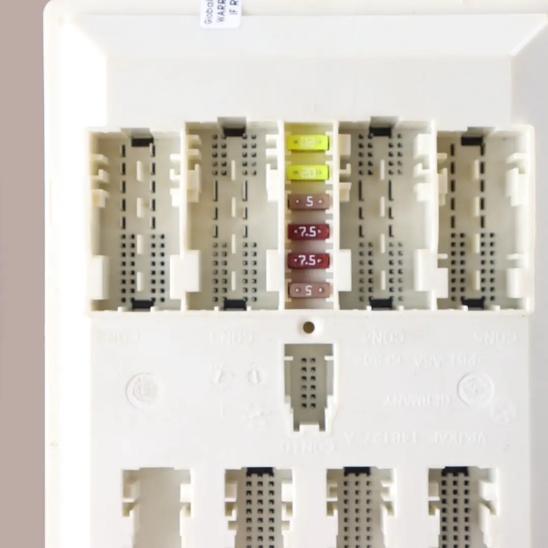 Scatola Dei Fusibili Modulo Controllo Corpo Anteriore ECU BCM per BMW I4 G26 con numero di parte 5B31359 BMW I4 G26 Scatola Dei Fusibili Modulo Controllo Corpo Anteriore ECU BCM - SKU 5B31359 - Numero di parte 5B31359