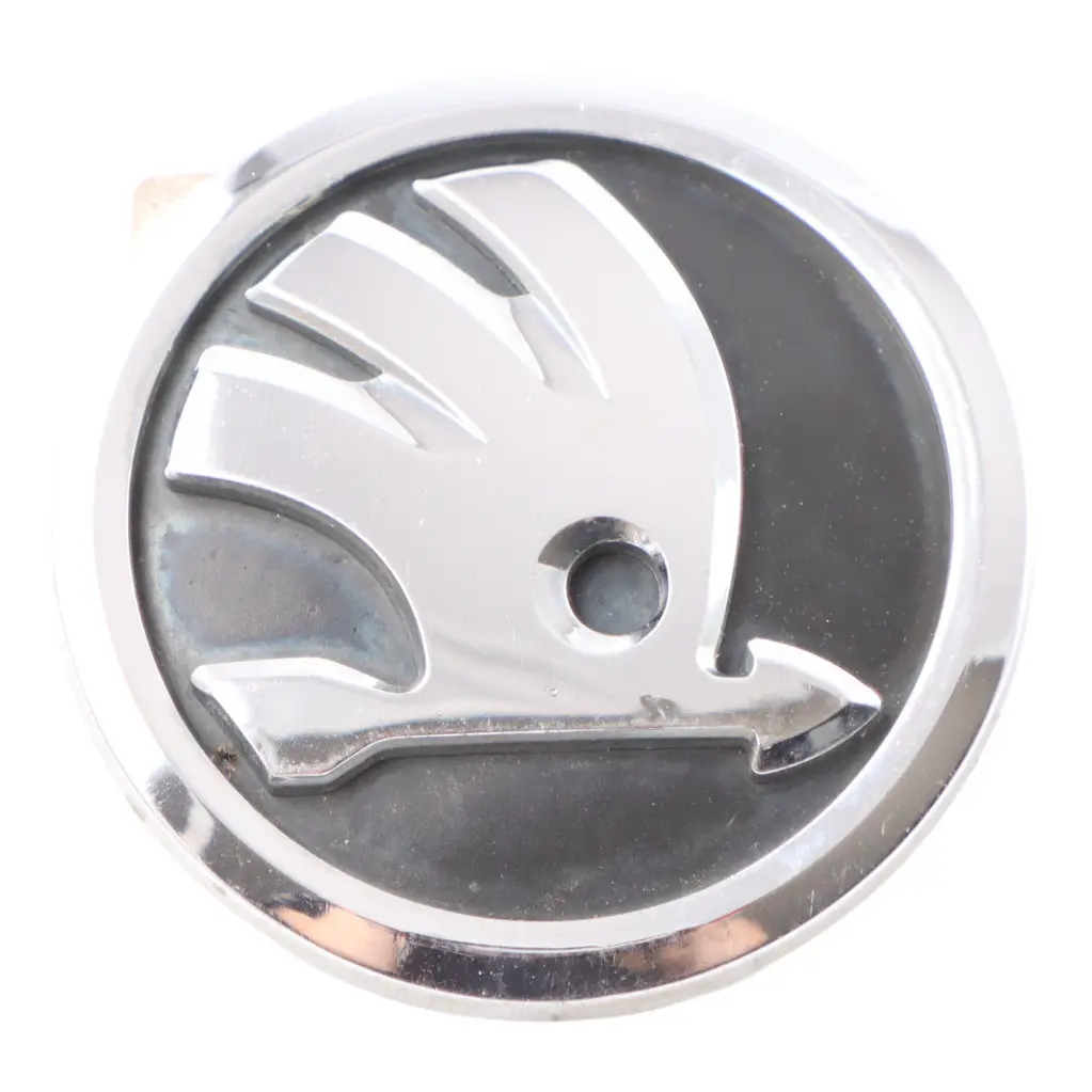 Hood Emblem Skoda Rapid Octavia Logo Badge Front Bonnet to with Part number 5JA853621 Hood Emblem Skoda Rapid Octavia Logo Badge Front Bonnet - SKU 5JA853621 - Part number 5JA853621