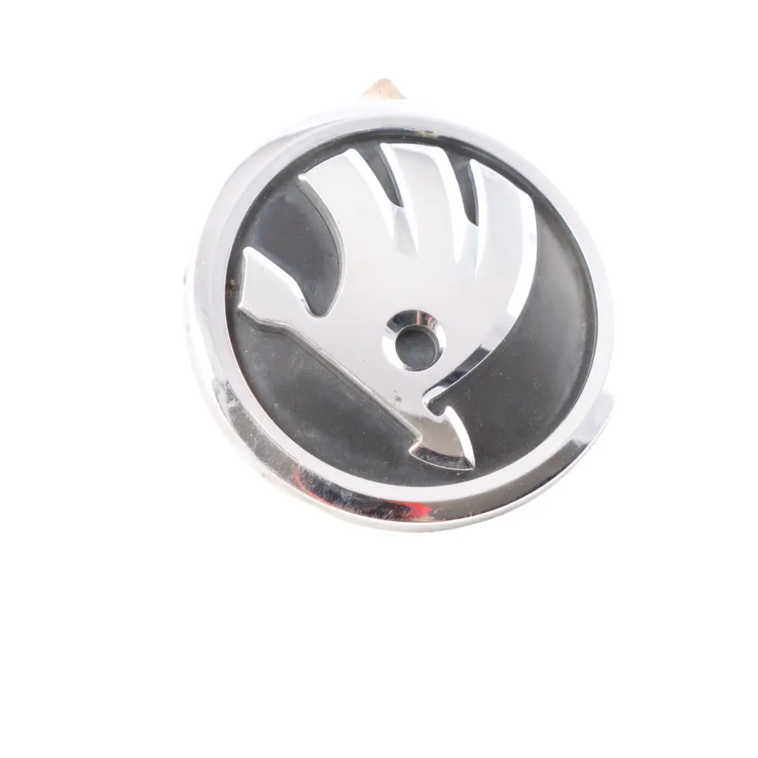 Hauben Emblem Skoda Rapid Octavia Logo Abzeichen Motor Haube für Motor mit Teilenummer 5JA853621 Motor Hauben Emblem Skoda Rapid Octavia Logo Abzeichen Motor Haube - SKU 5JA853621 - Teilenummer 5JA853621