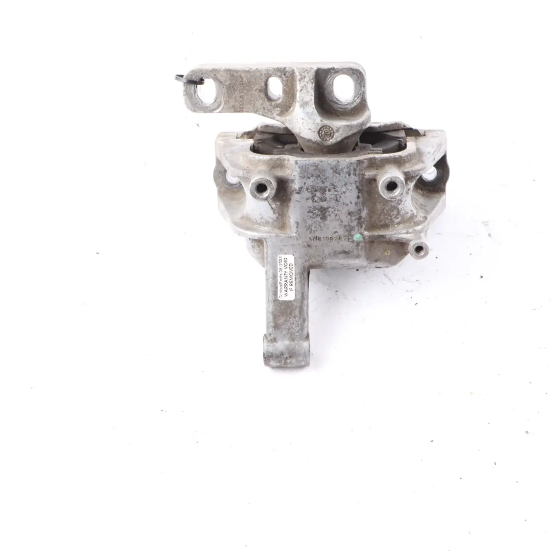 Łapa Wspornik Mocowania Silnika do VW Volkswagen Tiguan 5N 2.0 TDI o numerze 5N0199262L VW Volkswagen Tiguan 5N 2.0 TDI Łapa Wspornik Mocowania Silnika - SKU 5N0199262L - Numer Części 5N0199262L