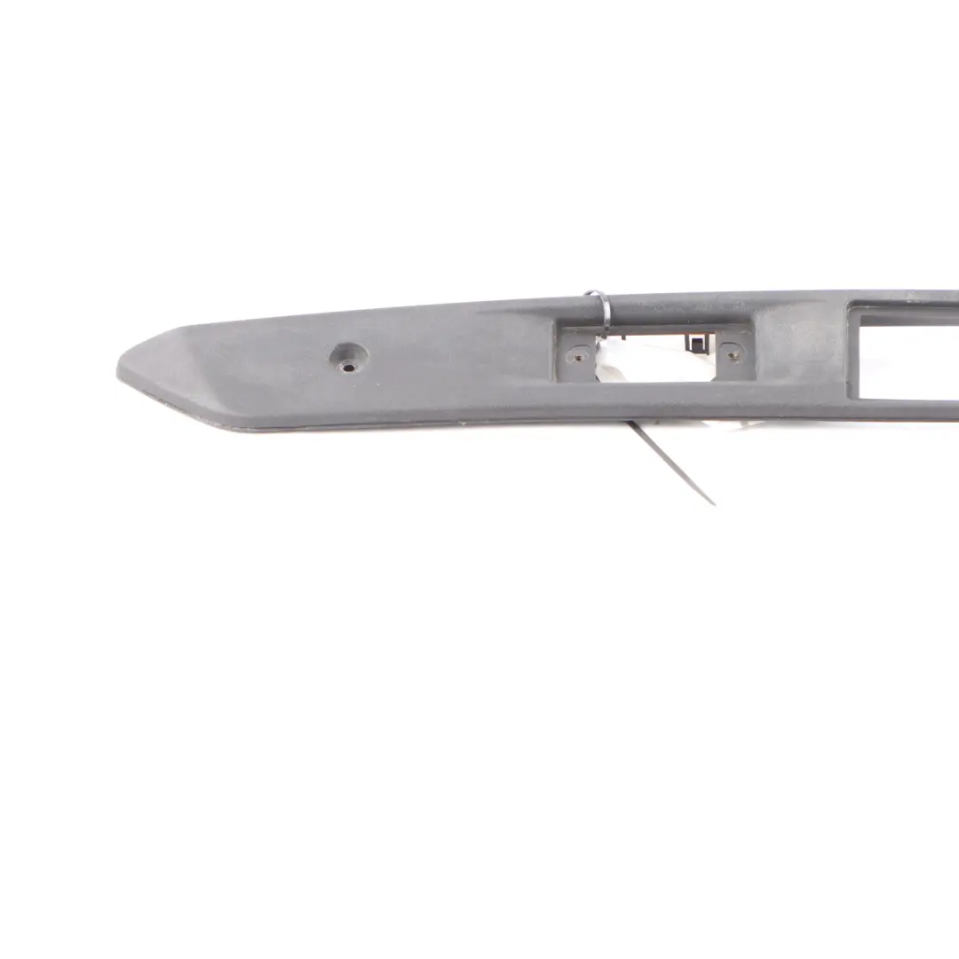 Volkswagen VW Tiguan 5N Kofferraumklappe Griff Abdeckung Trim schwarz - SKU 5N0827287A - Teilenummer 5N0827287A