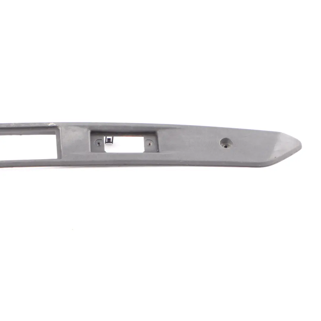 Volkswagen VW Tiguan 5N Kofferraumklappe Griff Abdeckung Trim schwarz - SKU 5N0827287A - Teilenummer 5N0827287A