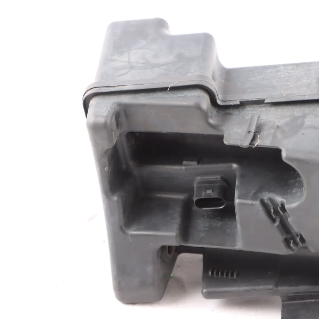 Screen Washer Bottle Fluid Tank to VW Volkswagen Tiguan 5N Wind with Part number 5N0955453B VW Volkswagen Tiguan 5N Wind Screen Washer Bottle Fluid Tank - SKU 5N0955453B - Part number 5N0955453B