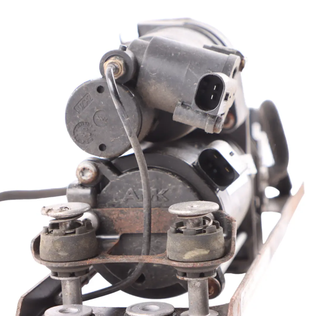 BMW E61 Touring Dispositivo Suministro Suspensión Aire Motor Compresor - SKU 6785505-1 - Número de pieza 6785505