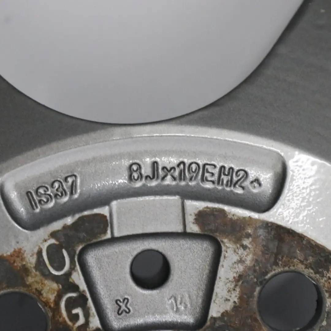 Cerchio anteriore lega 19" M Doppie razze 313 8J ET:37 per BMW E90 E91 E92 con numero di parte 6787647 BMW E90 E91 E92 Cerchio anteriore lega 19" M Doppie razze 313 8J ET:37 - SKU 6787647-3 - Numero di parte 6787647