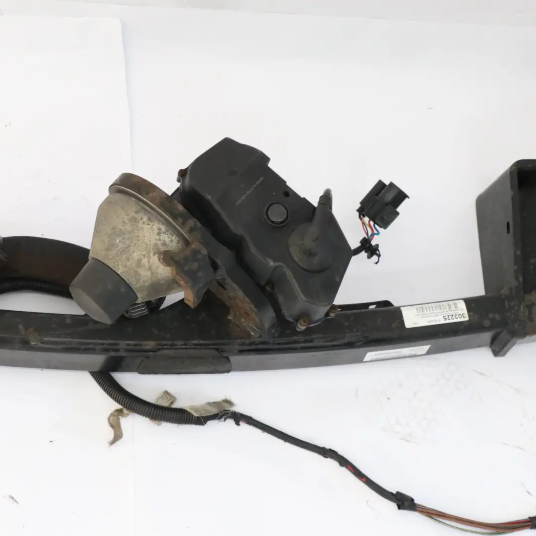 BMW E92 E93 Towing Hitch Swiveling Towbar Tow Bar Tow-Trust Trailer Hook - SKU 6790757 - Part number 6790757