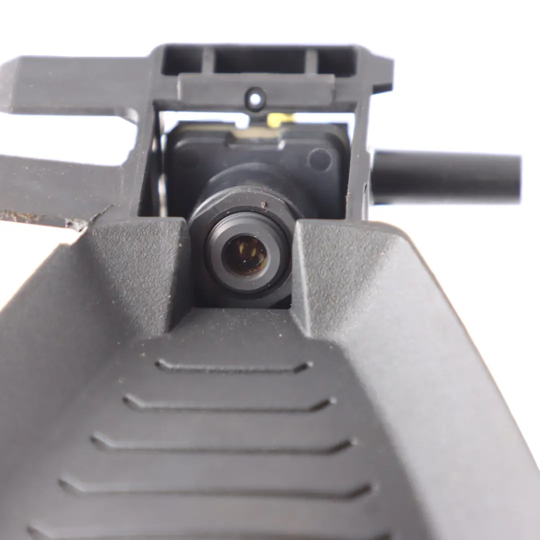 Caméra Pare-Brise Avant Kafas pour BMW F20 F21 F22 F87 LCI à propos du numéro de pièce 6822680 BMW F20 F21 F22 F87 LCI Caméra Pare-Brise Avant Kafas - SKU 6822680 - Numéro de pièce 6822680