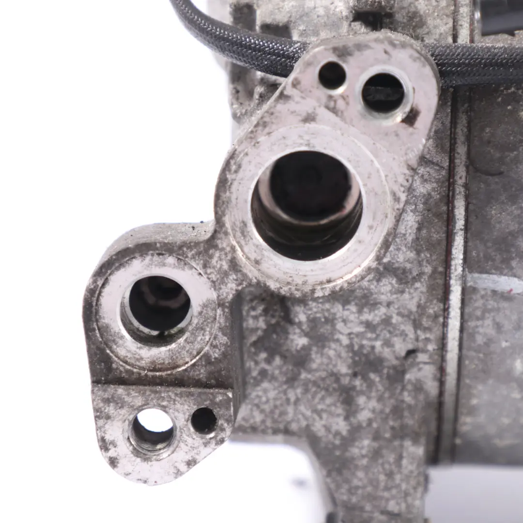 Sprężarka Klimatyzacji do BMW F10 F11 LCI Mini Cooper F56 F57 F60 o numerze 6826879 BMW F10 F11 LCI Mini Cooper F56 F57 F60 Sprężarka Klimatyzacji - SKU 6826879-3 - Numer Części 6826879