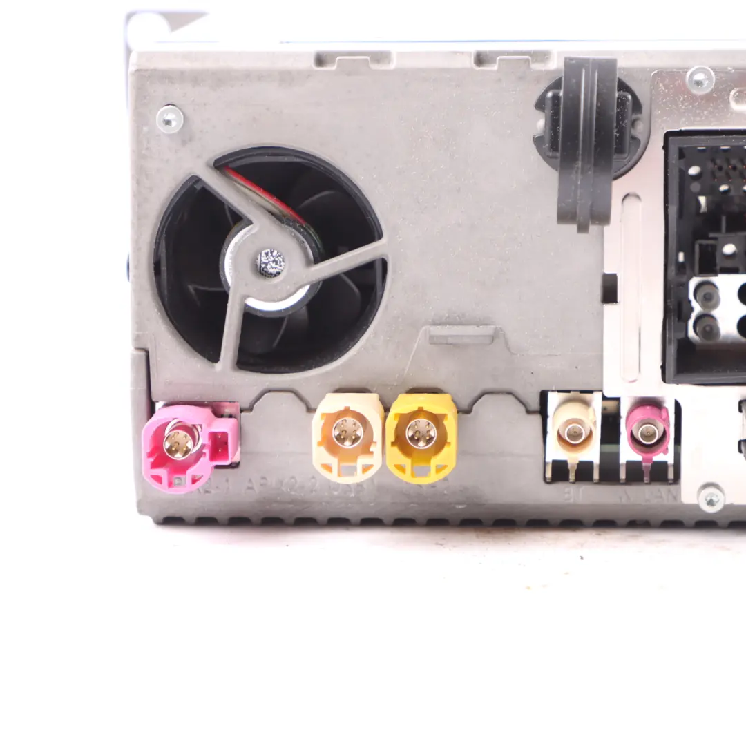 Head Unit Radio Media Player Navigation to BMW F83 with Part number 6833996 BMW F83 Head Unit Radio Media Player Navigation - SKU 6833996 - Part number 6833996